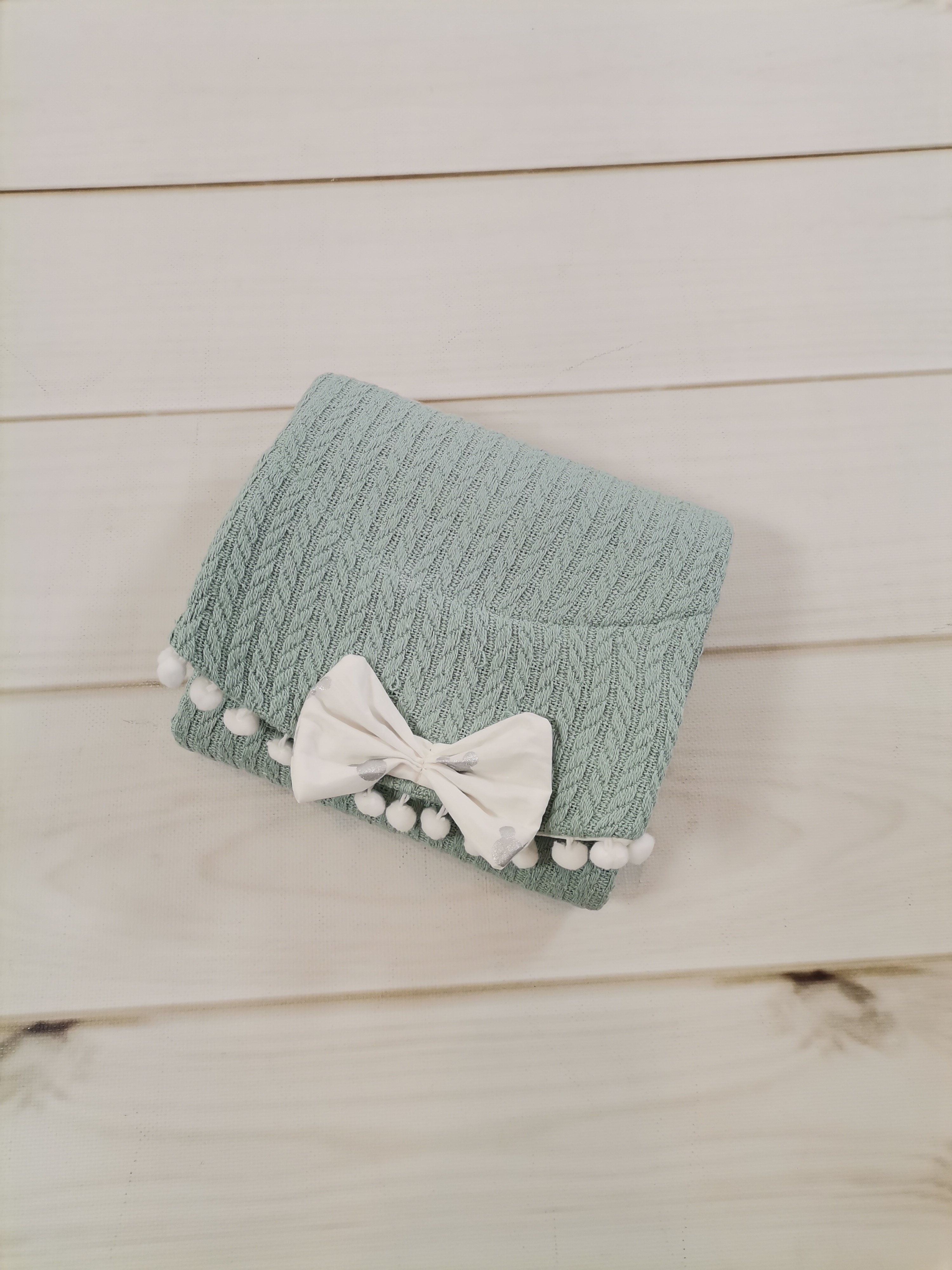 Alt açma matı yeşil örgü pike - gümüş mickeyli poplin
