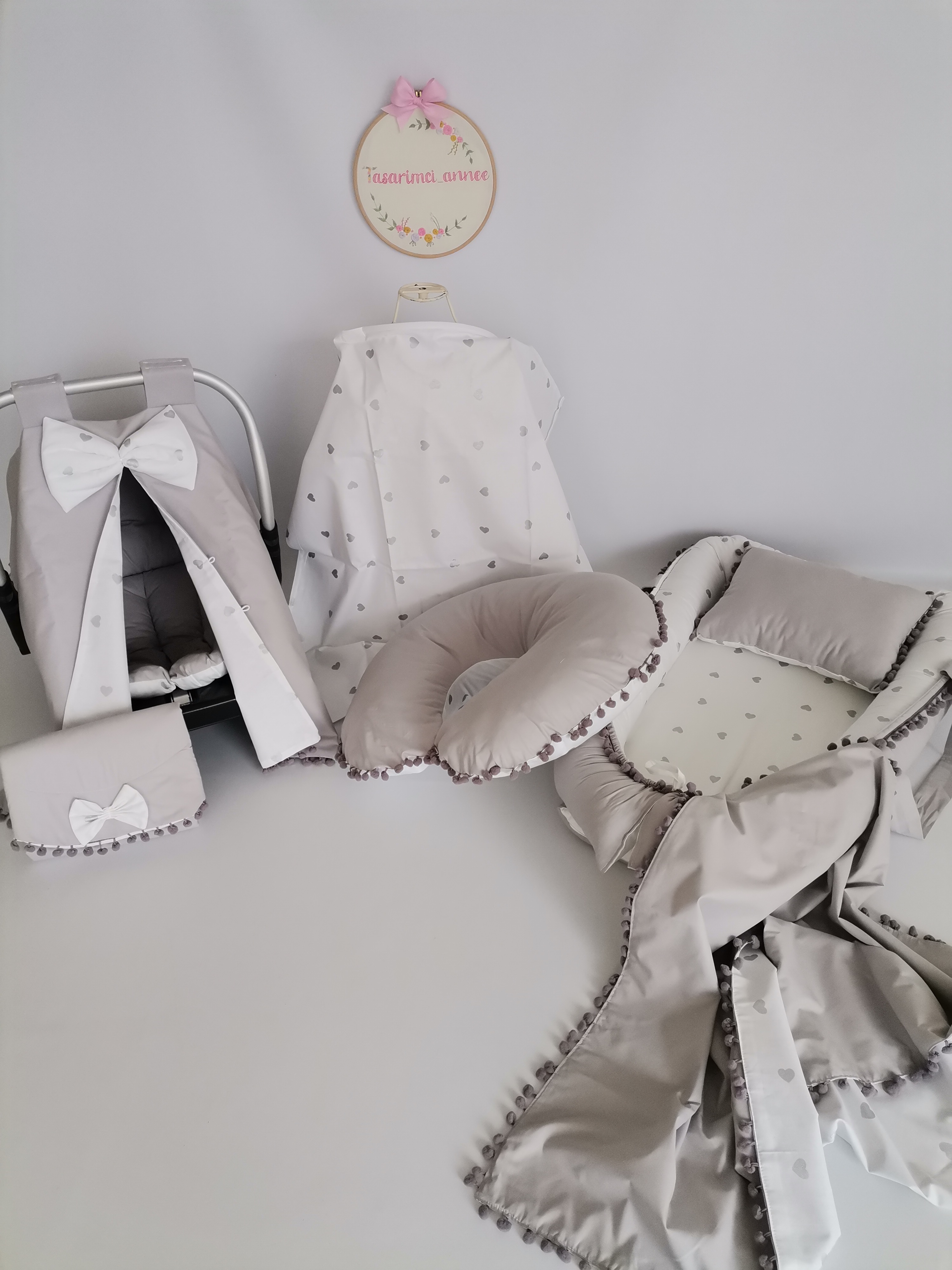 Babynest 8'li set gri poplin - gümüş kalpli poplin