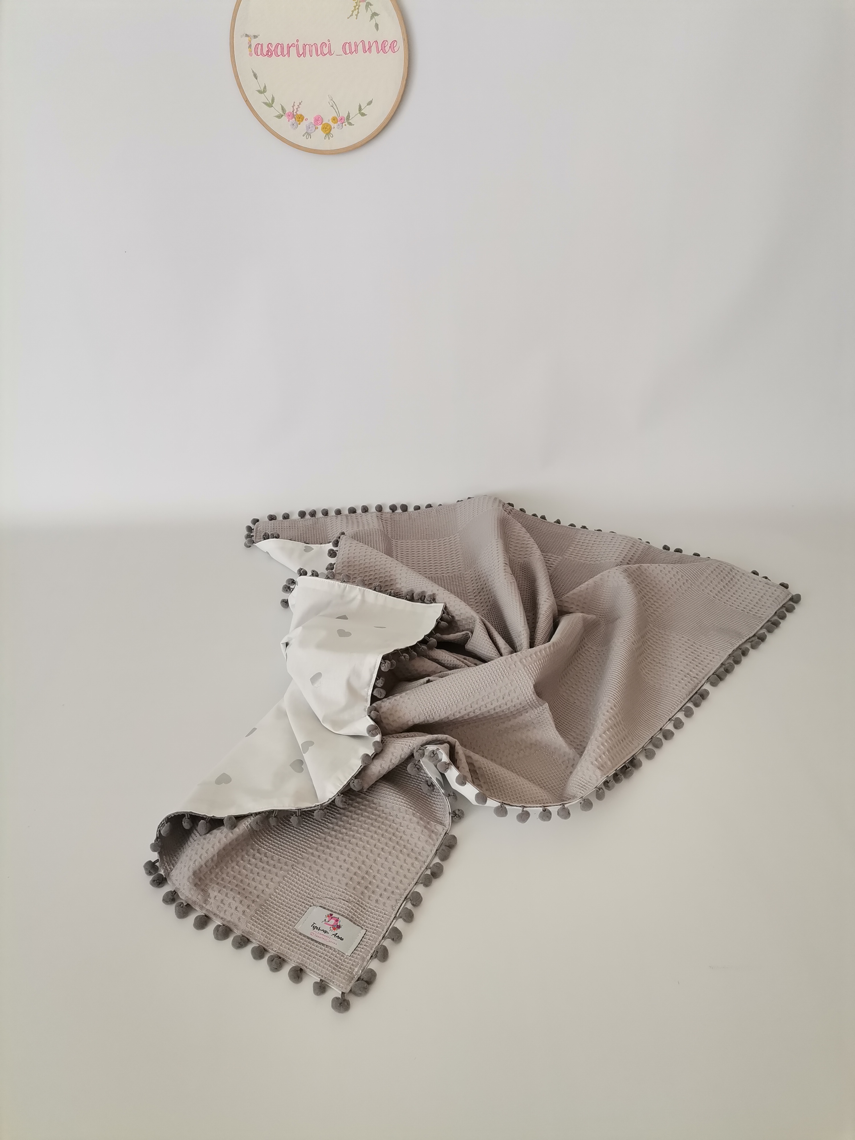 Battaniye gri waffle pike - gümüş kalpli poplin