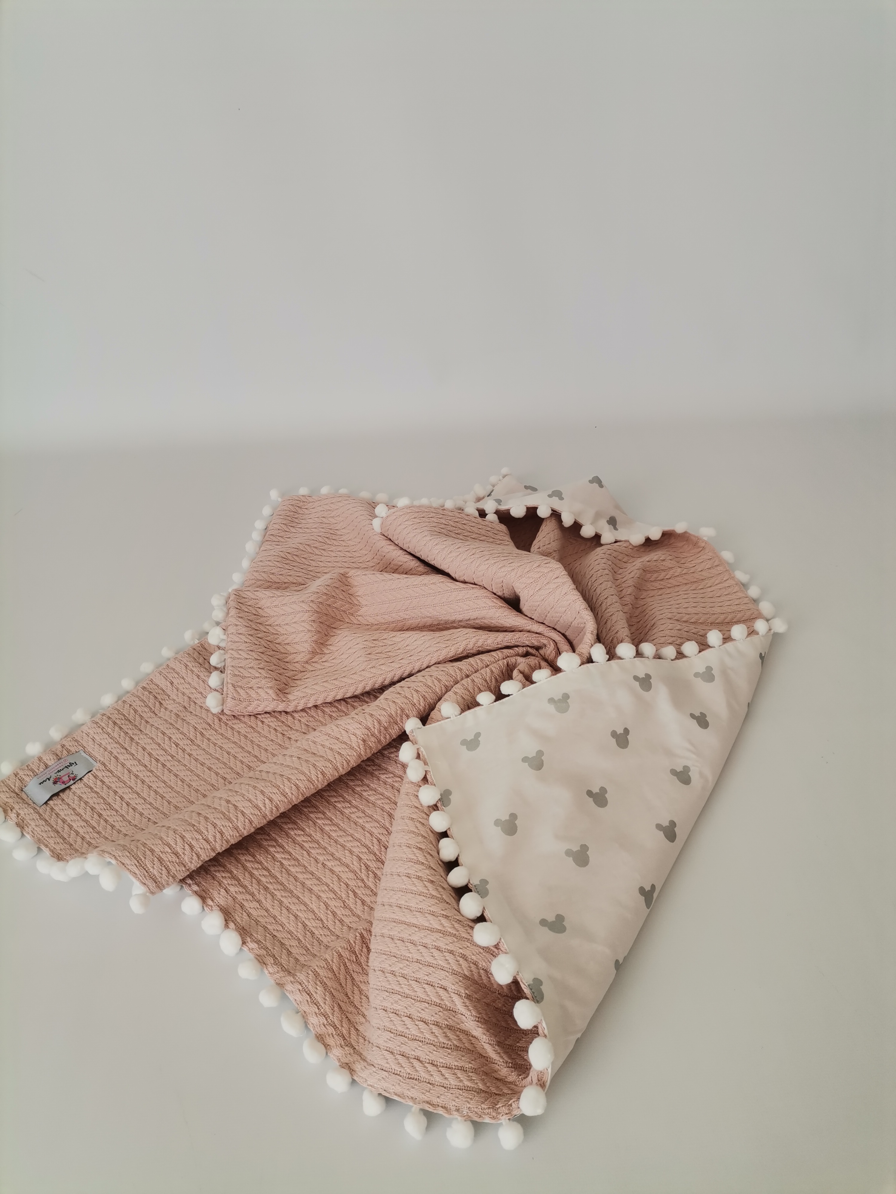 Battaniye pudra örgü pike - gümüş mickeyli poplin