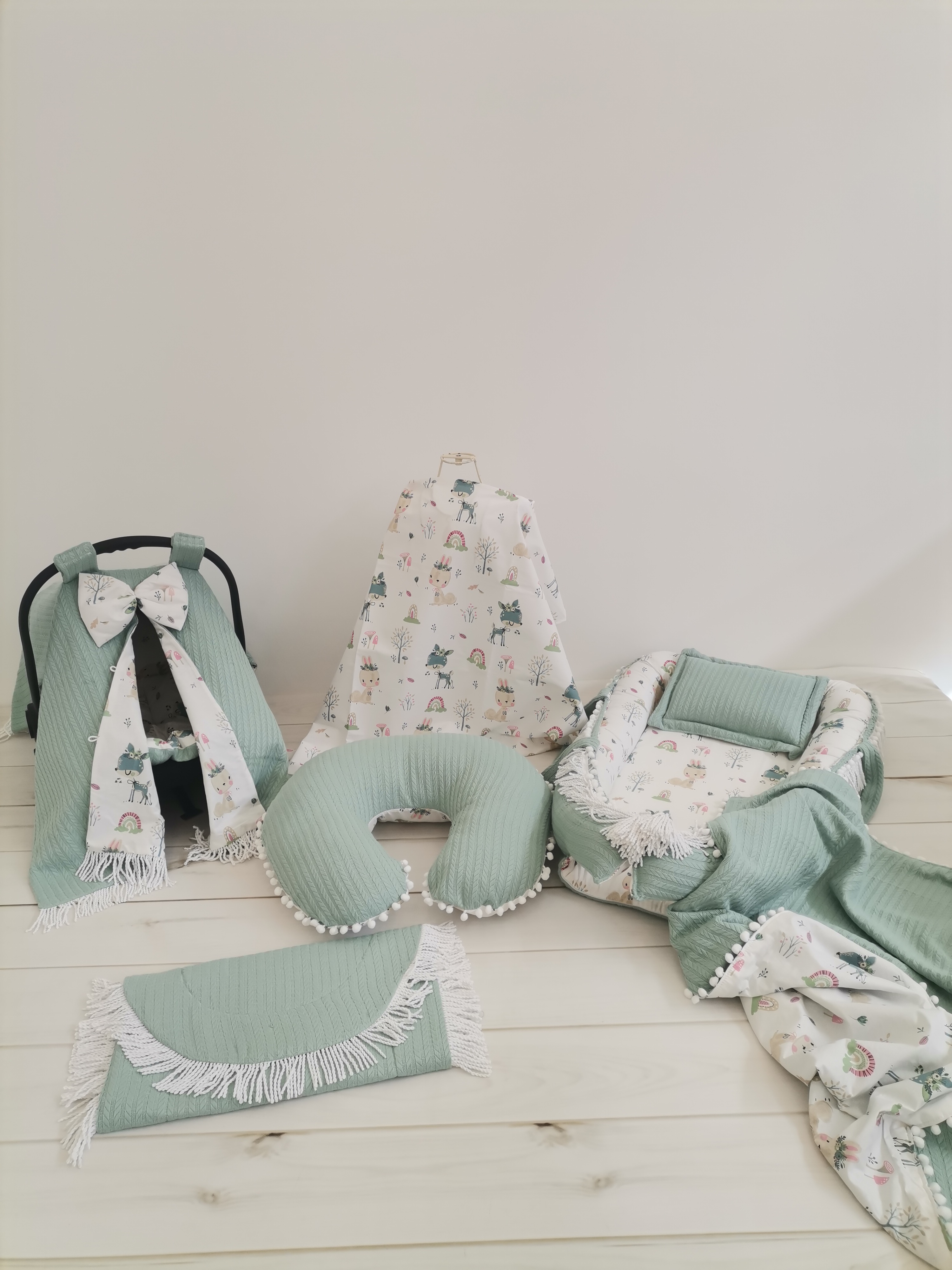 Babynest 8 li püsküllü set yeşil örgü pike - yeni ceylanlı