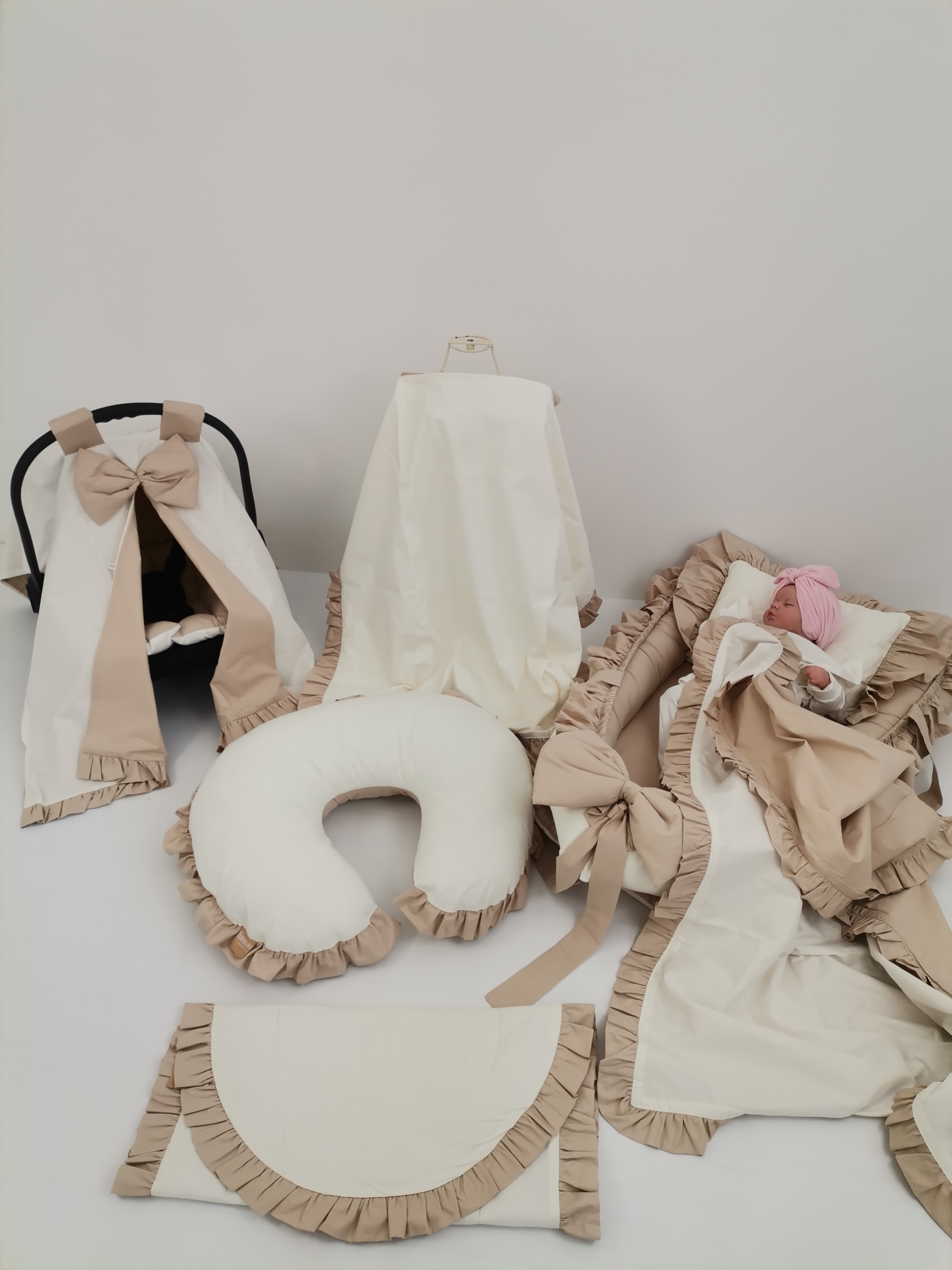 Babynest 8'li fırfırlı set krem poplin -bej poplin