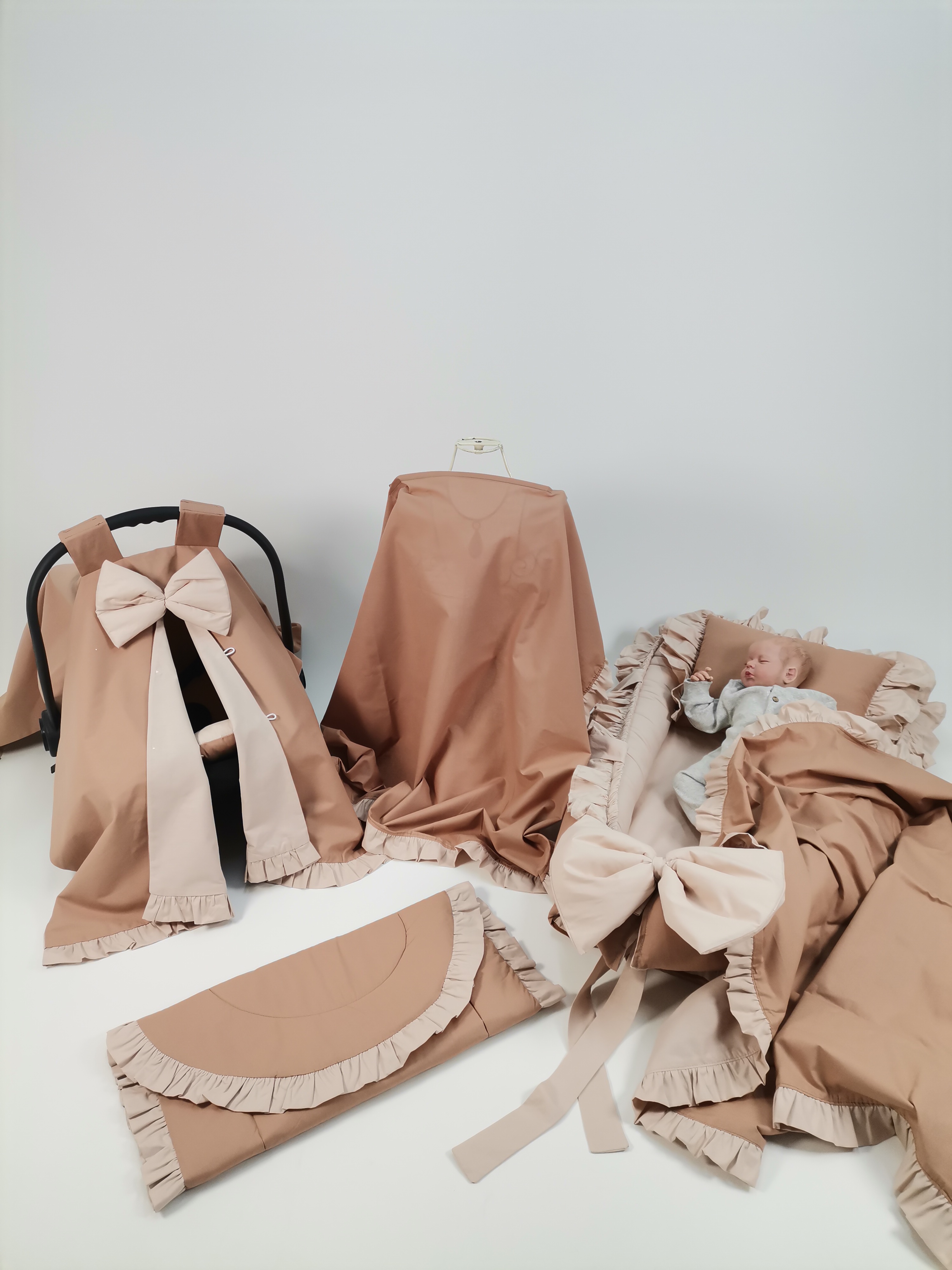 Babynest 8'li fırfırlı set kahverengi poplin poplin - v10  poplin