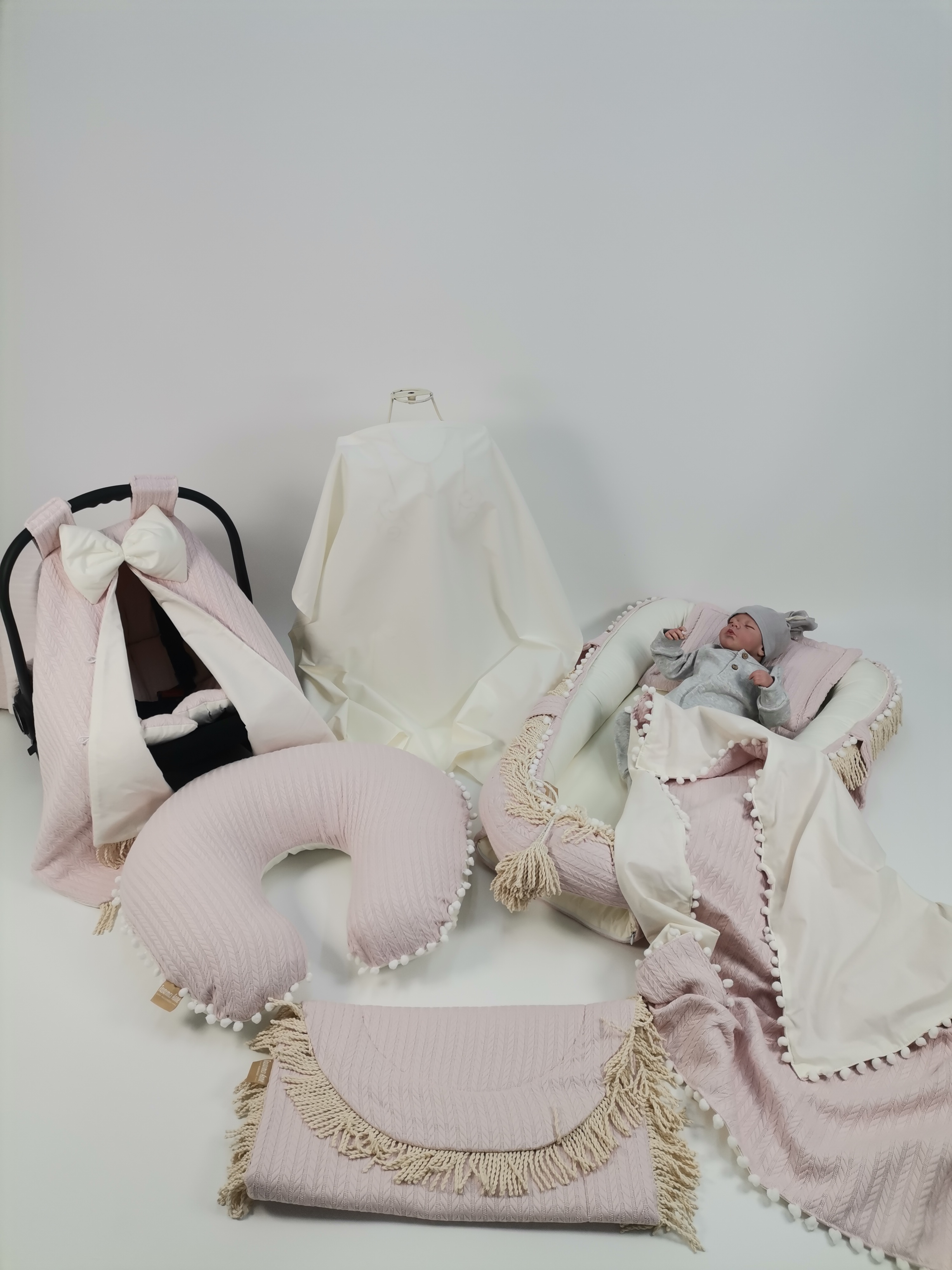 Babynest 8'li püsküllü set pudra örgü pike - krem poplin