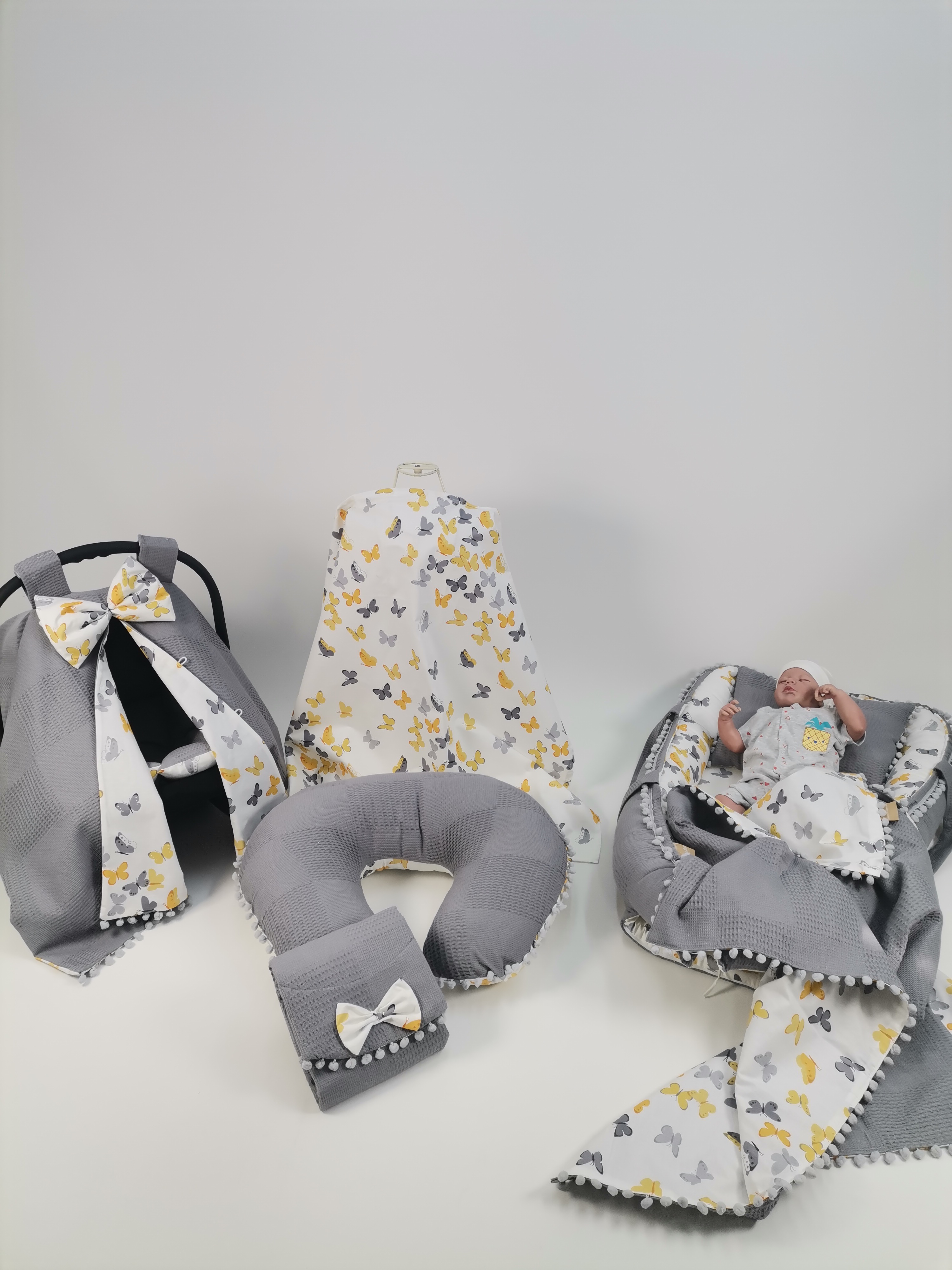 Babynest 8'li set koyu gri waffle pike - sarı gri kelebekli poplin 