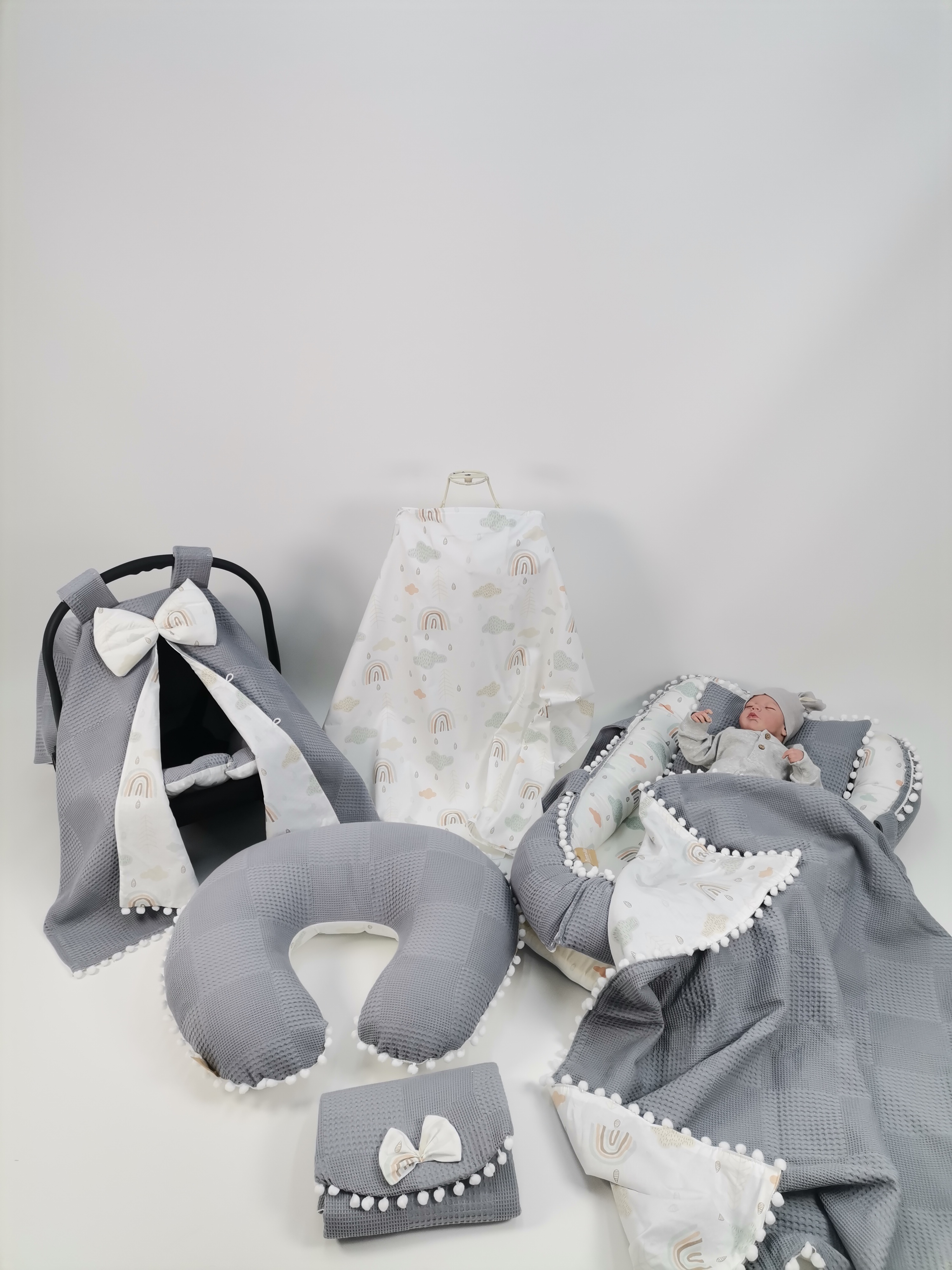 Babynest 8'li set koyu gri waffle pike - gökkuşaklı poplin