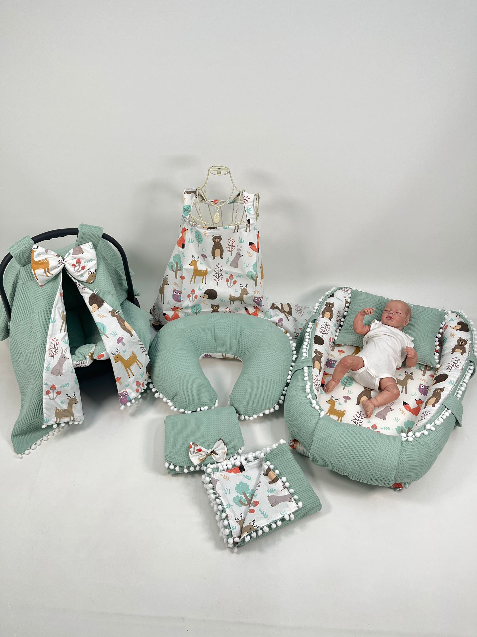 Babynest 8'li set yeşil waffle pike - hayvan figürlü poplin