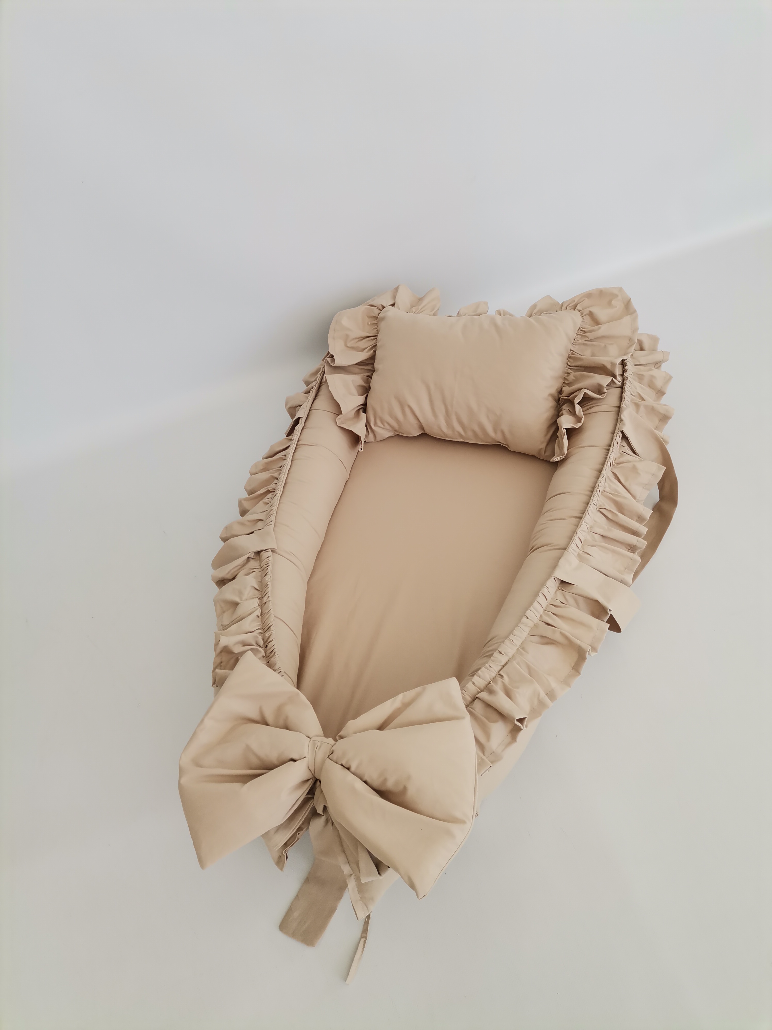 Babynest Fırfırlı bej poplin