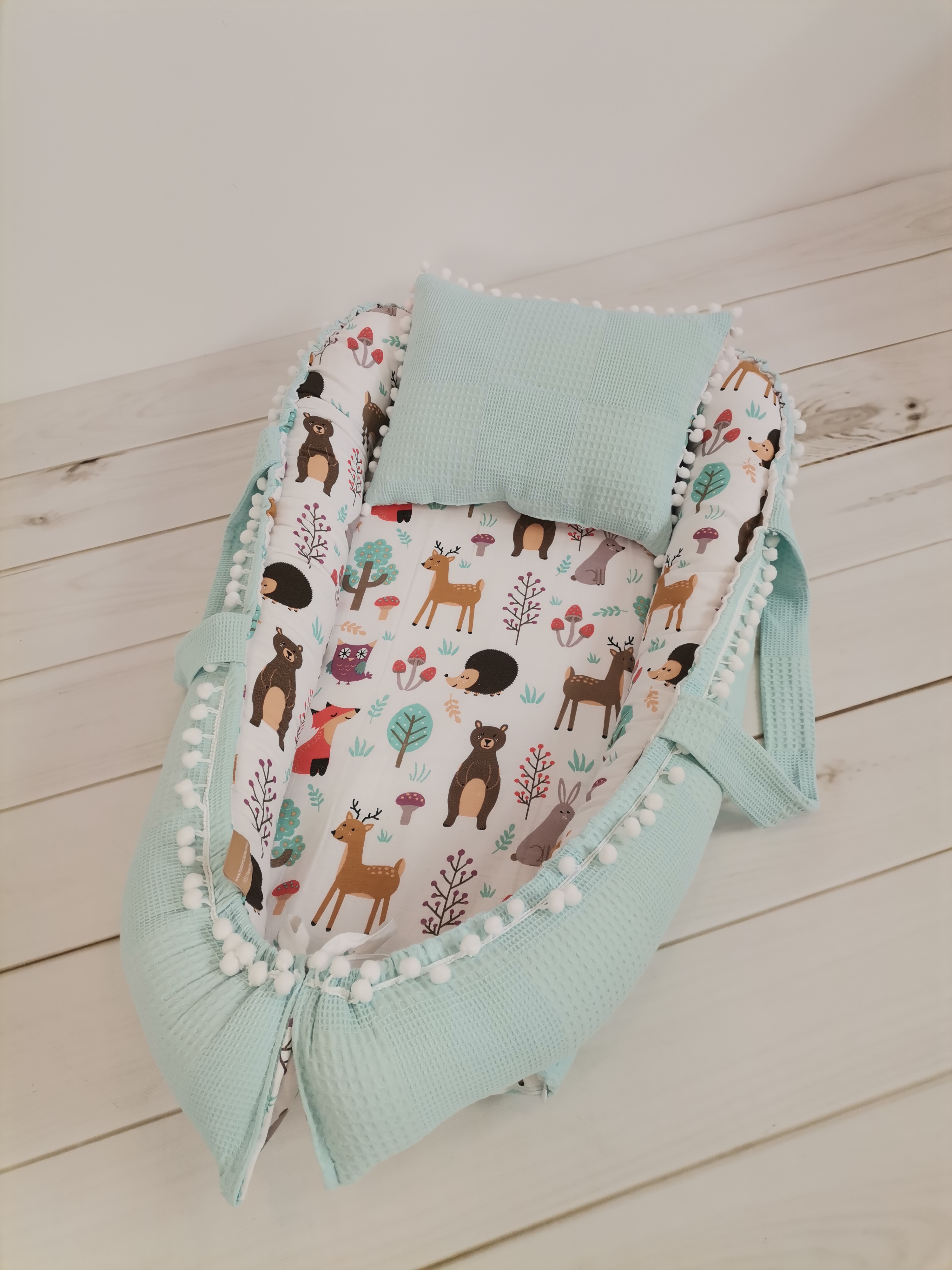 Babynest açık yeşil waffle pike - hayvan figürlü müslin