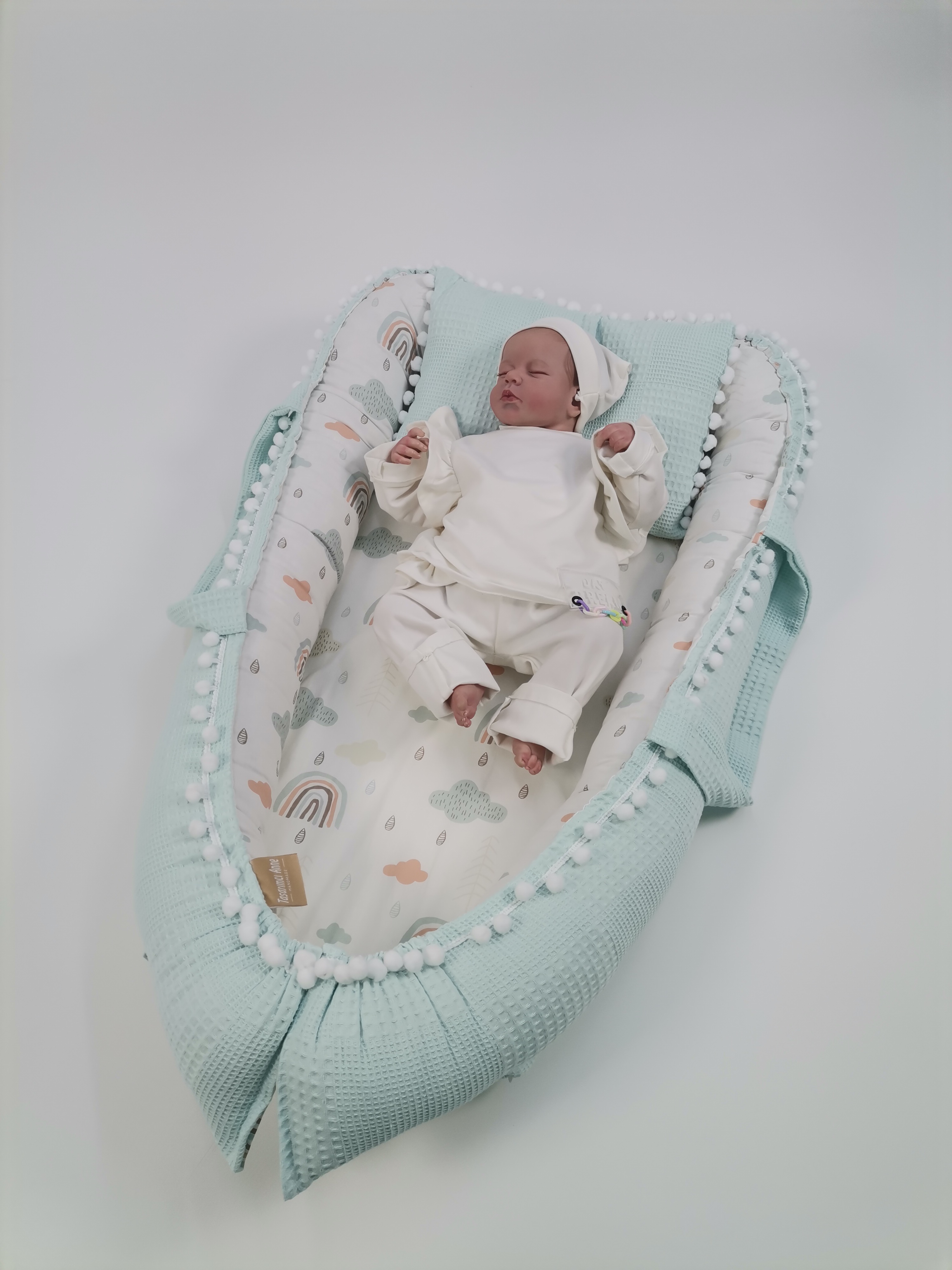 Babynest açık yeşil waffle pike - gökkuşaklı poplin