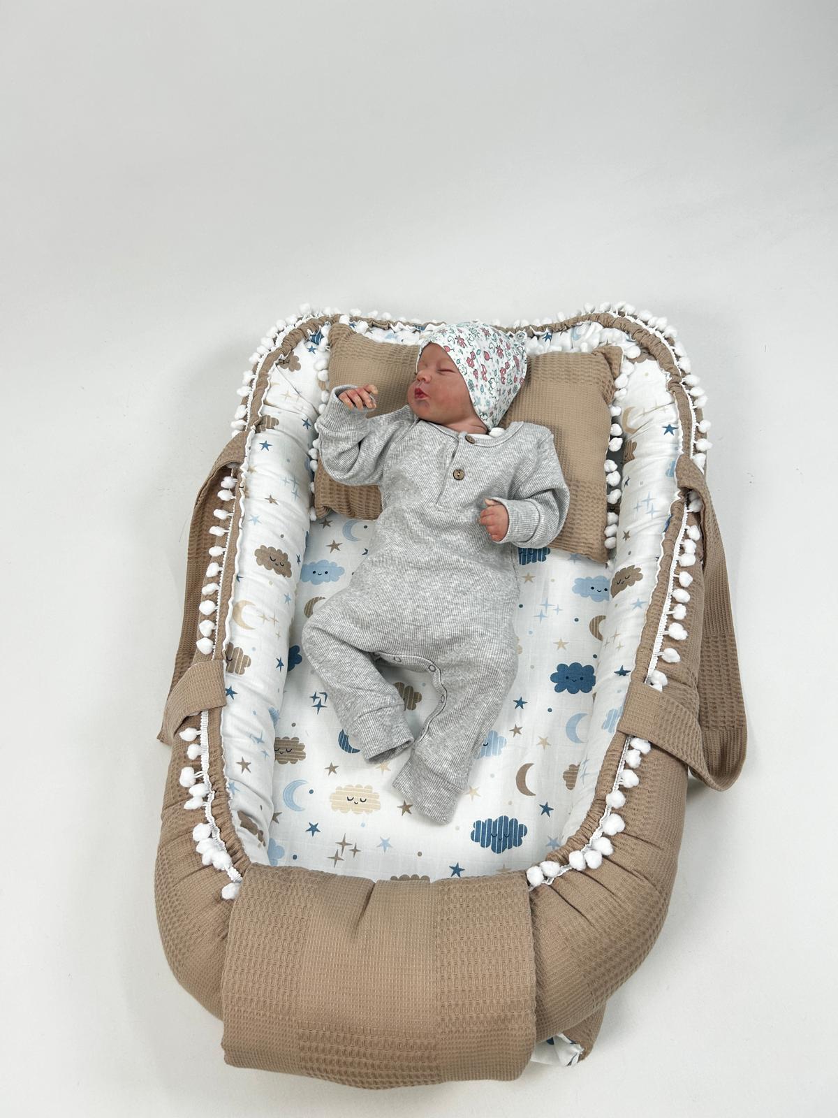 Babynest bej waffle pike - mavi aylı bulutlu müslin