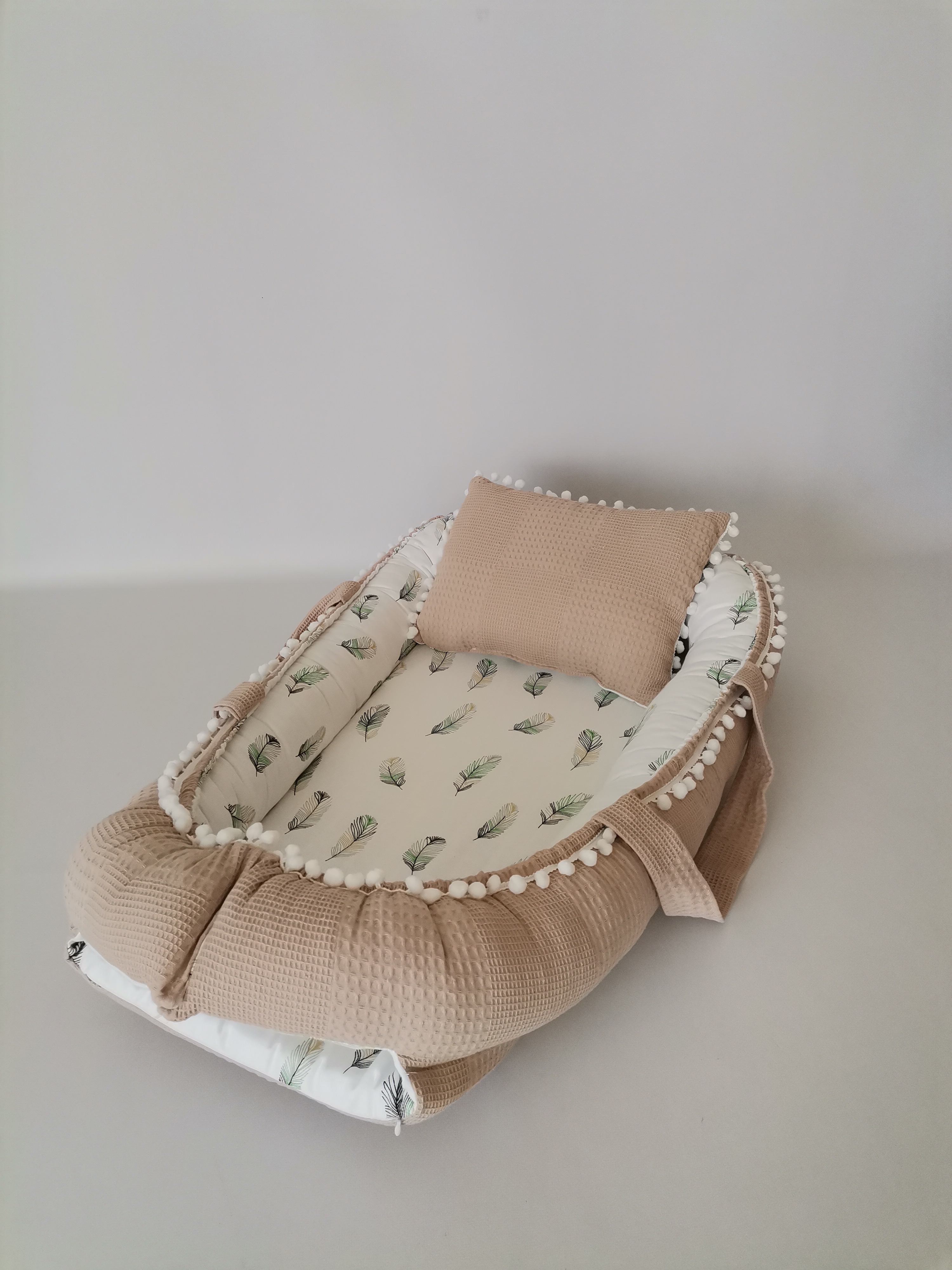 Babynest bej waffle pike - yeşil tüylü müslin