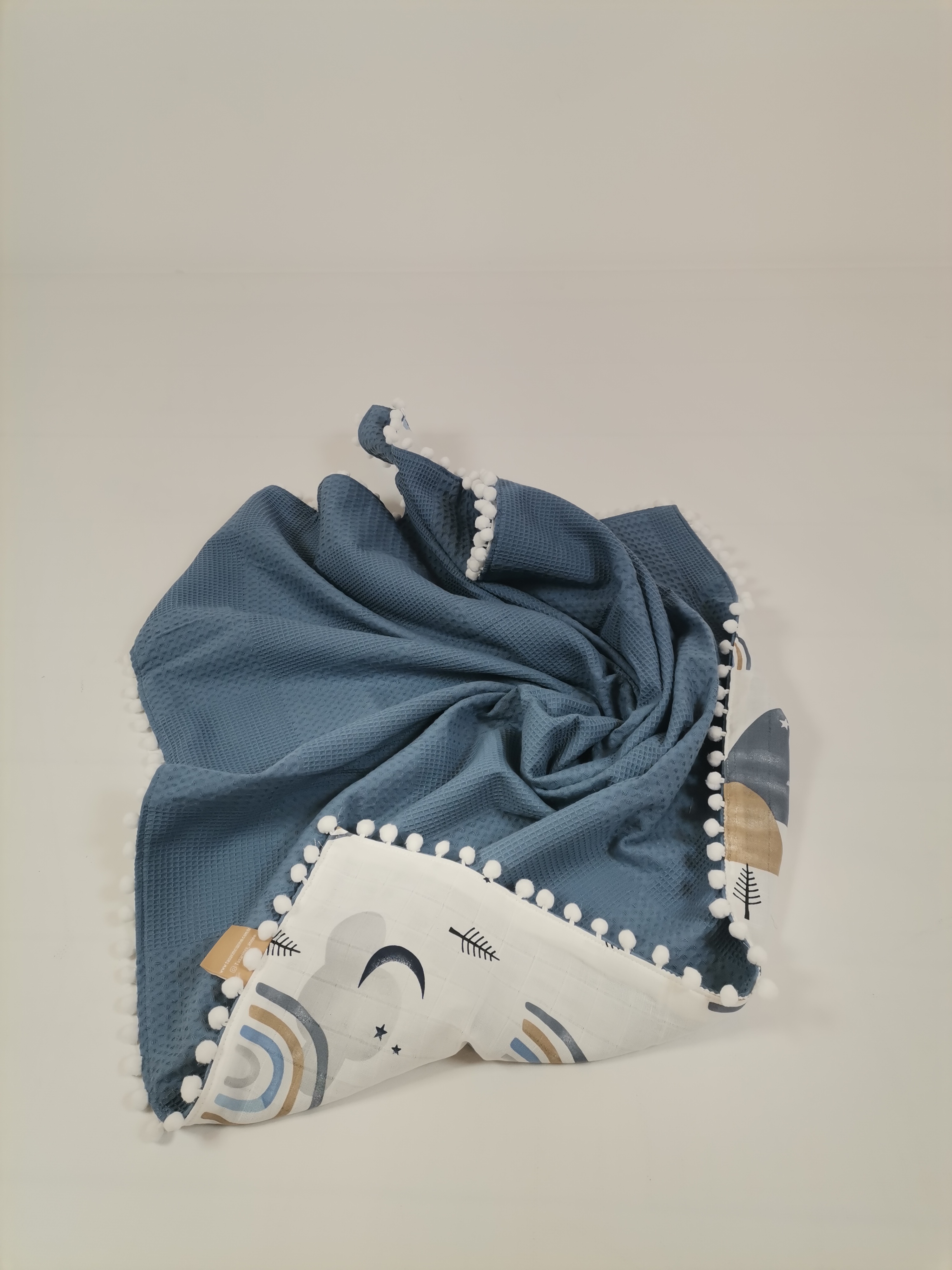 Battaniye indigo mavi waffle pike - yeni bej gri mavi gökkuşaklı poplin