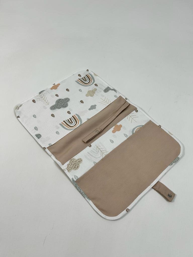 Bebek bakım çantası organizer bej - gökkuşaklı