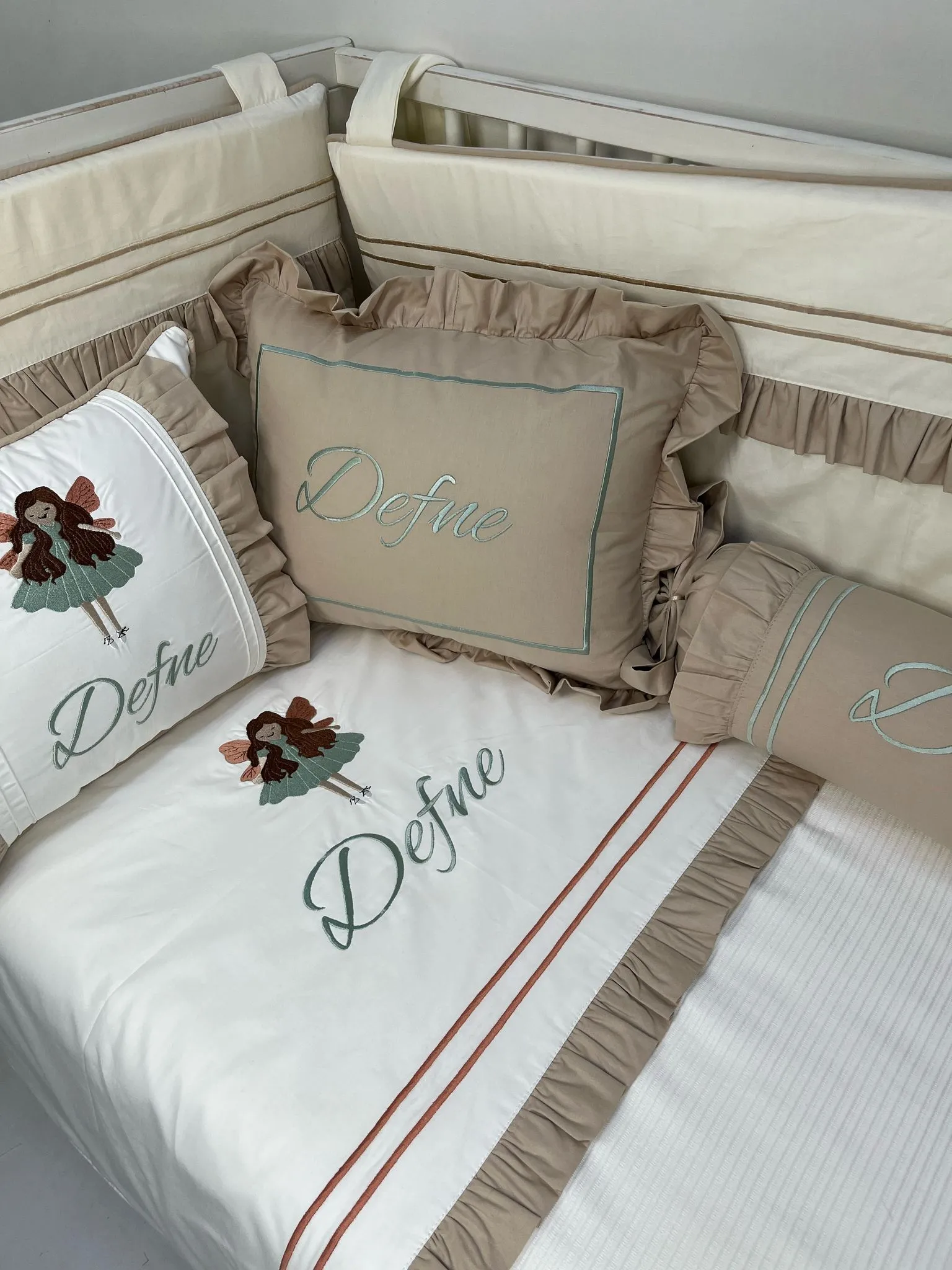 Pike takımı 6 parça beyaz fitilli pike - bej poplin