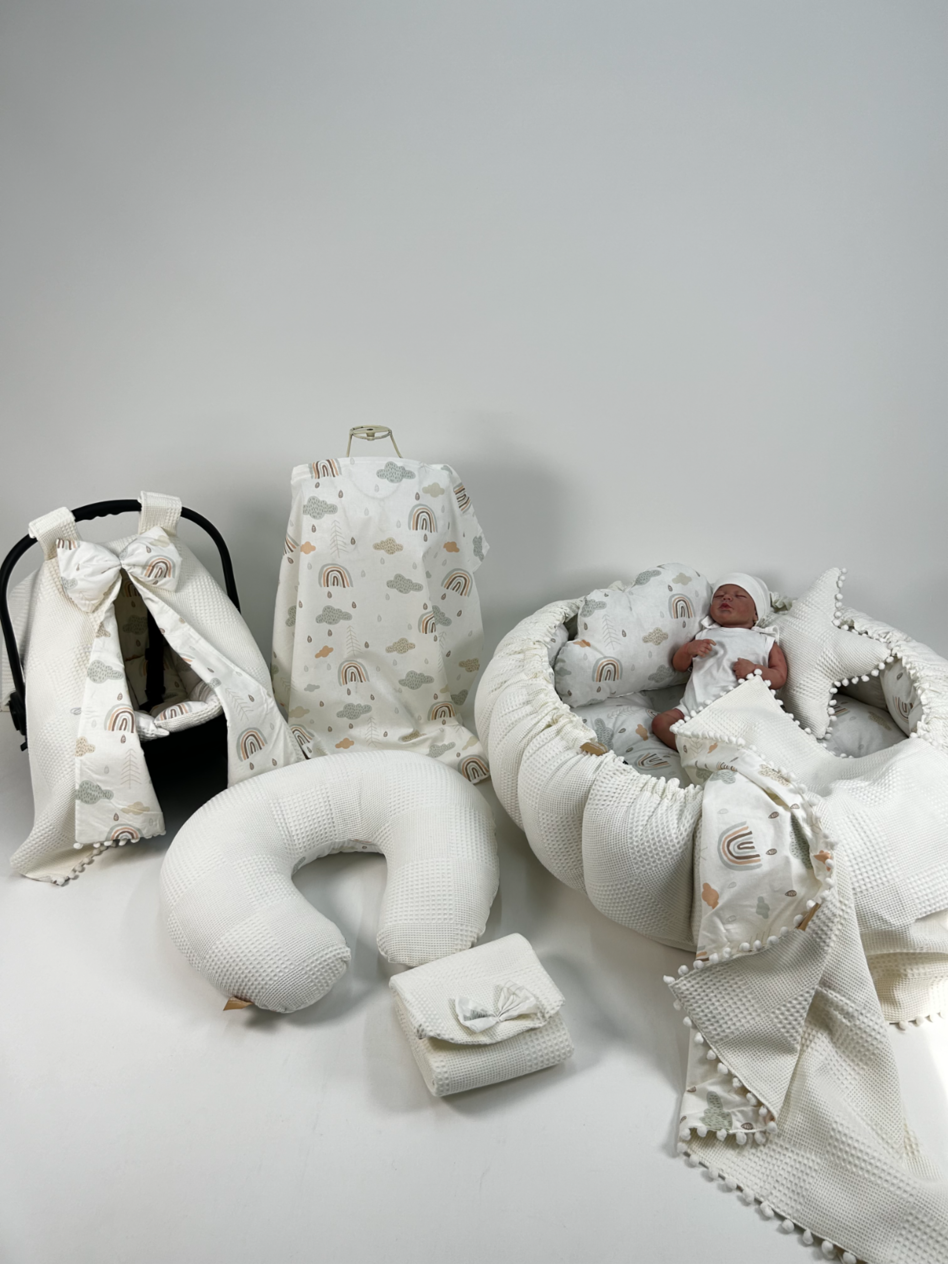 Yuvarlak babynest 9'lu set krem waffle pike - gökkuşaklı poplin