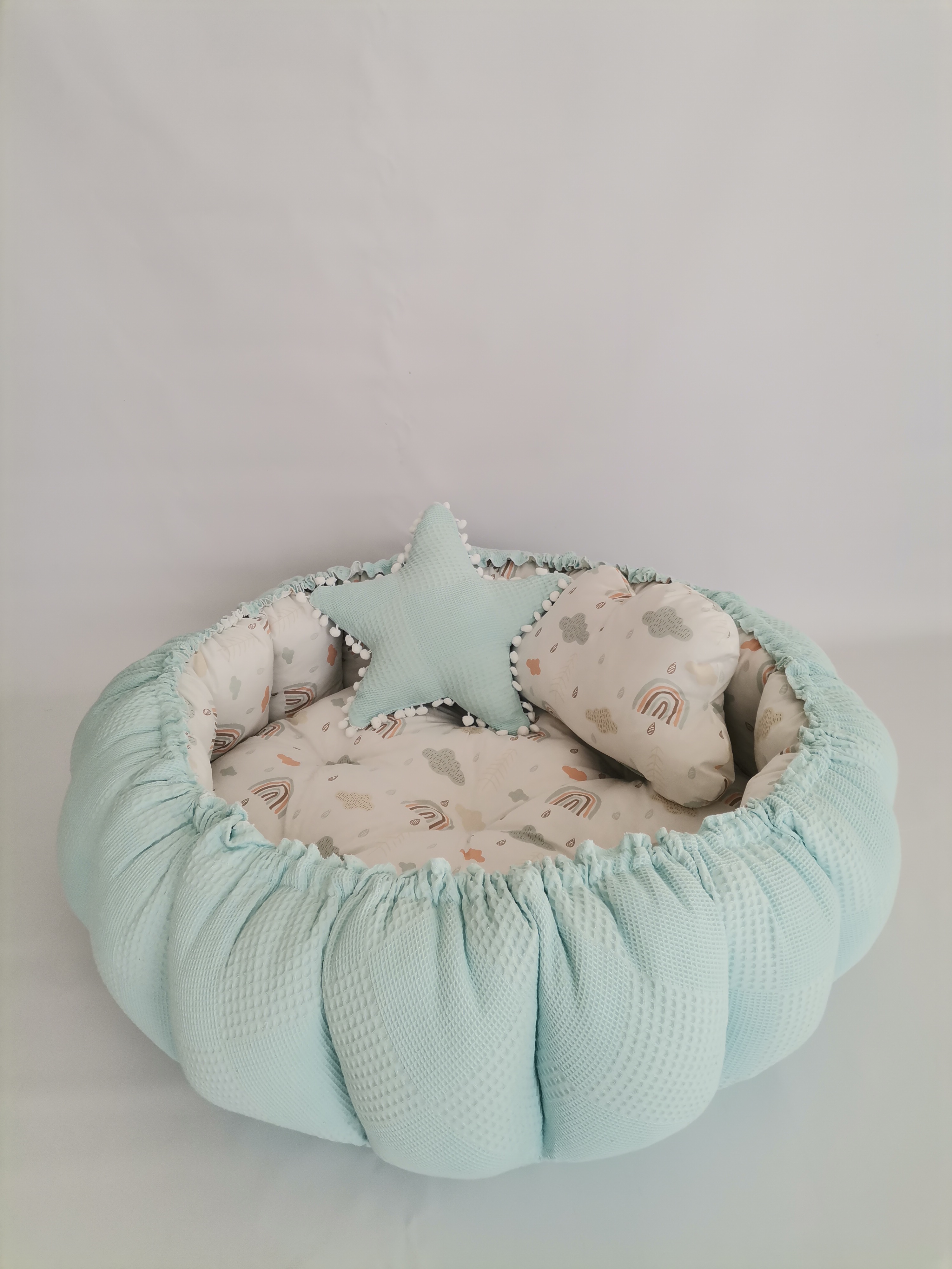 Yuvarlak babynest açık yeşil waffle pike - gökkuşaklı poplin