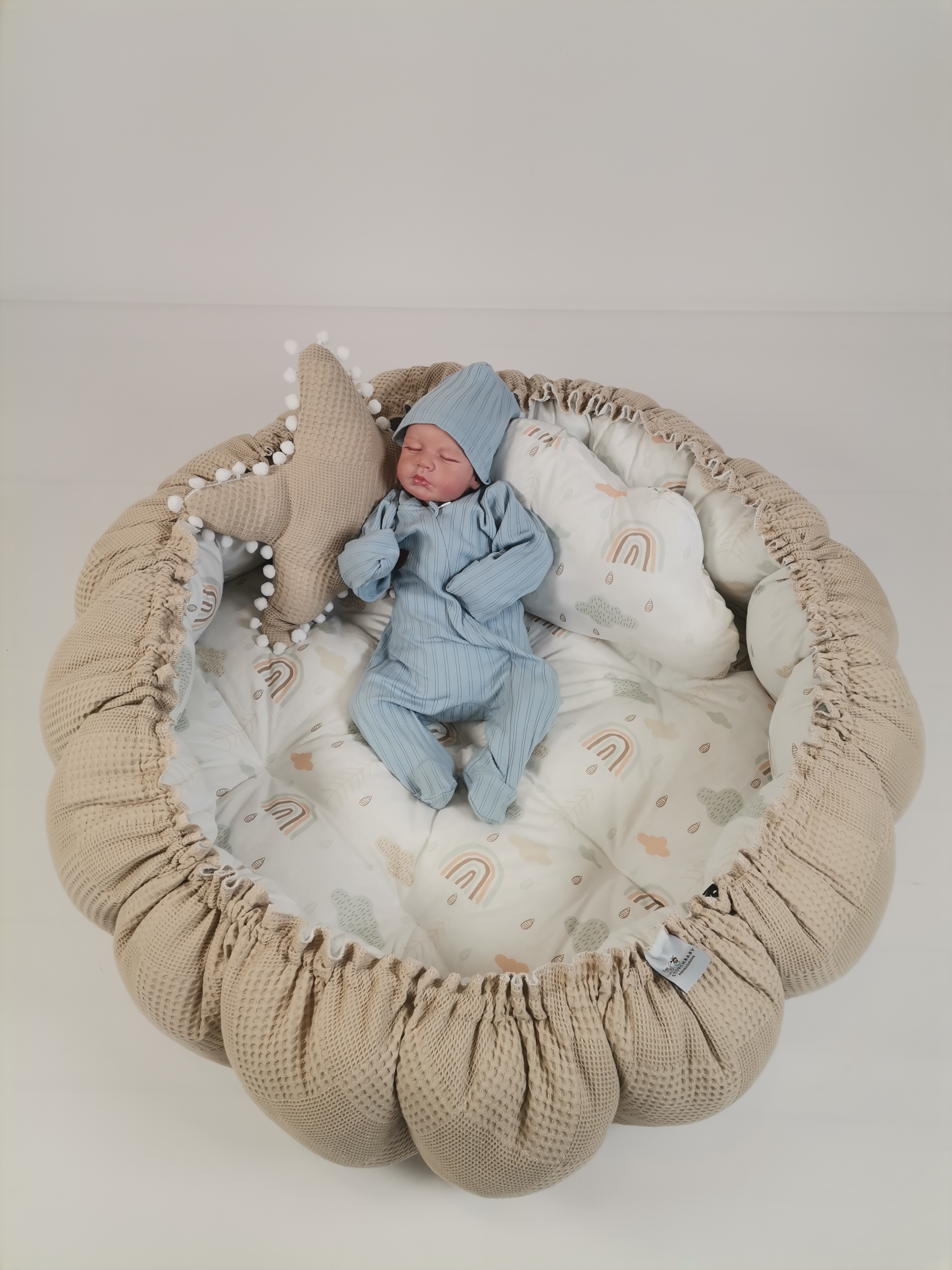Yuvarlak babynest bej waffle pike - gökkuşaklı poplin