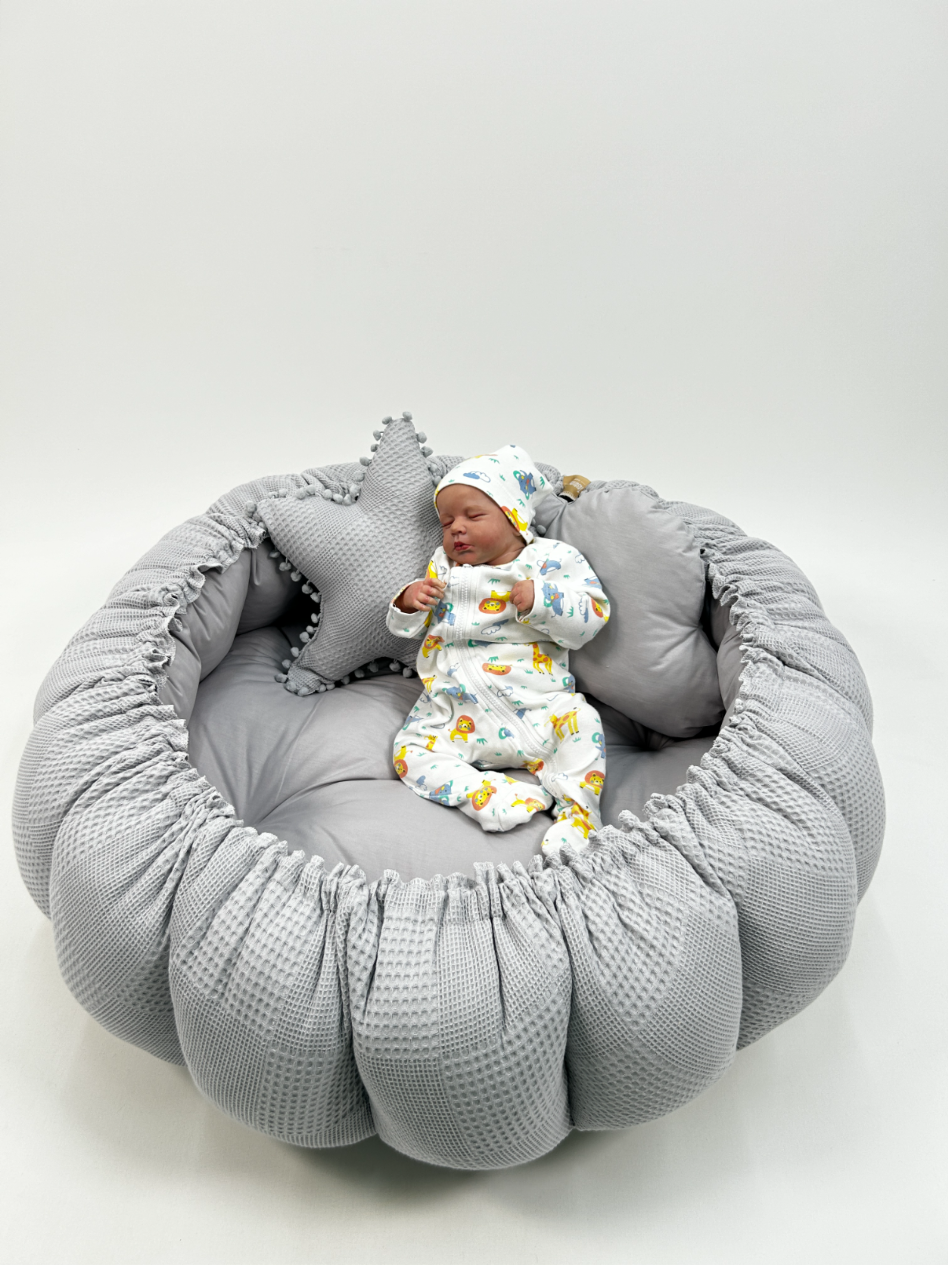 Yuvarlak babynest koyu gri waffle pike - koyu gri poplin