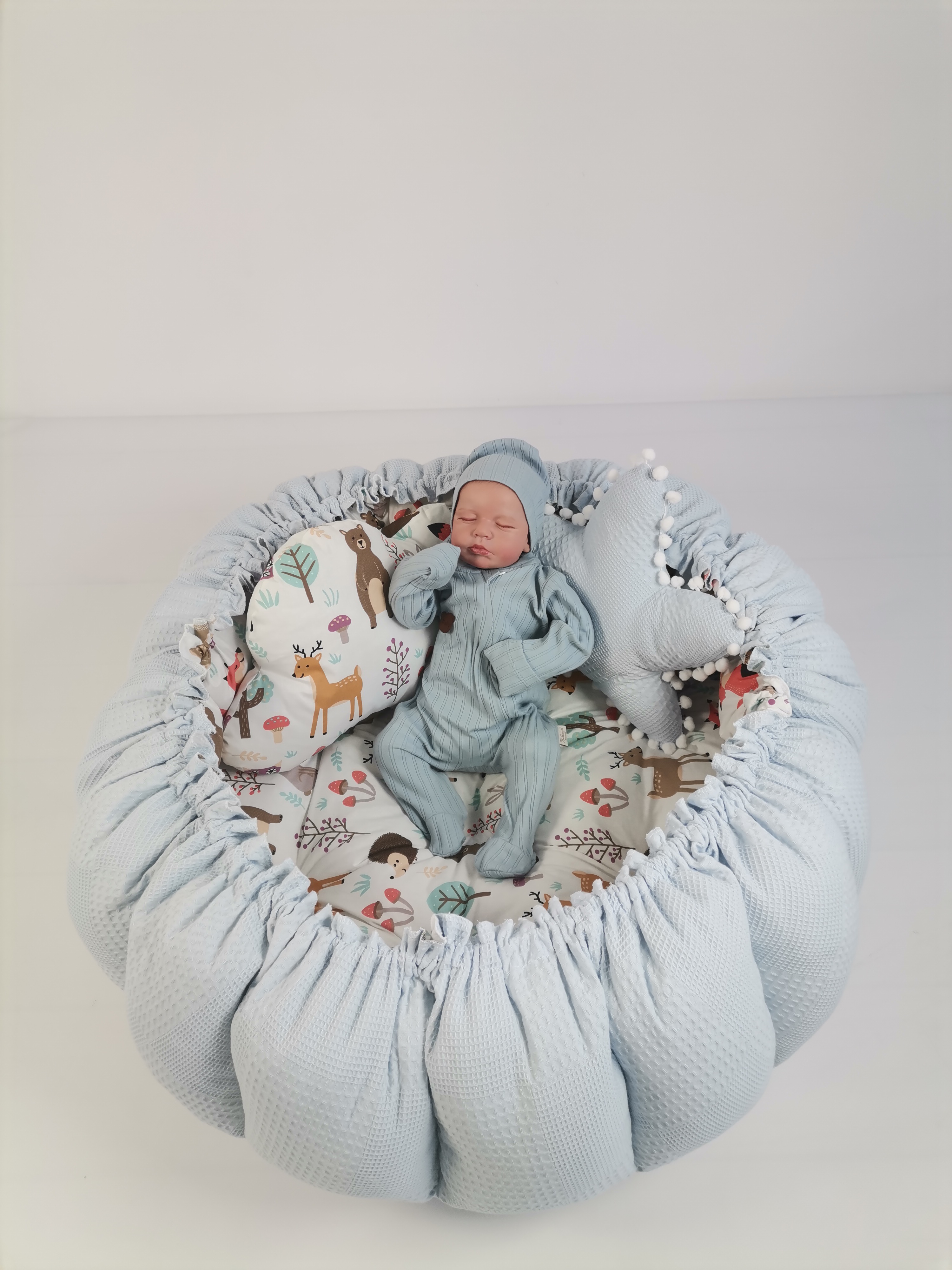 Yuvarlak babynest mavi waffle pike  - hayvan figürlü poplin
