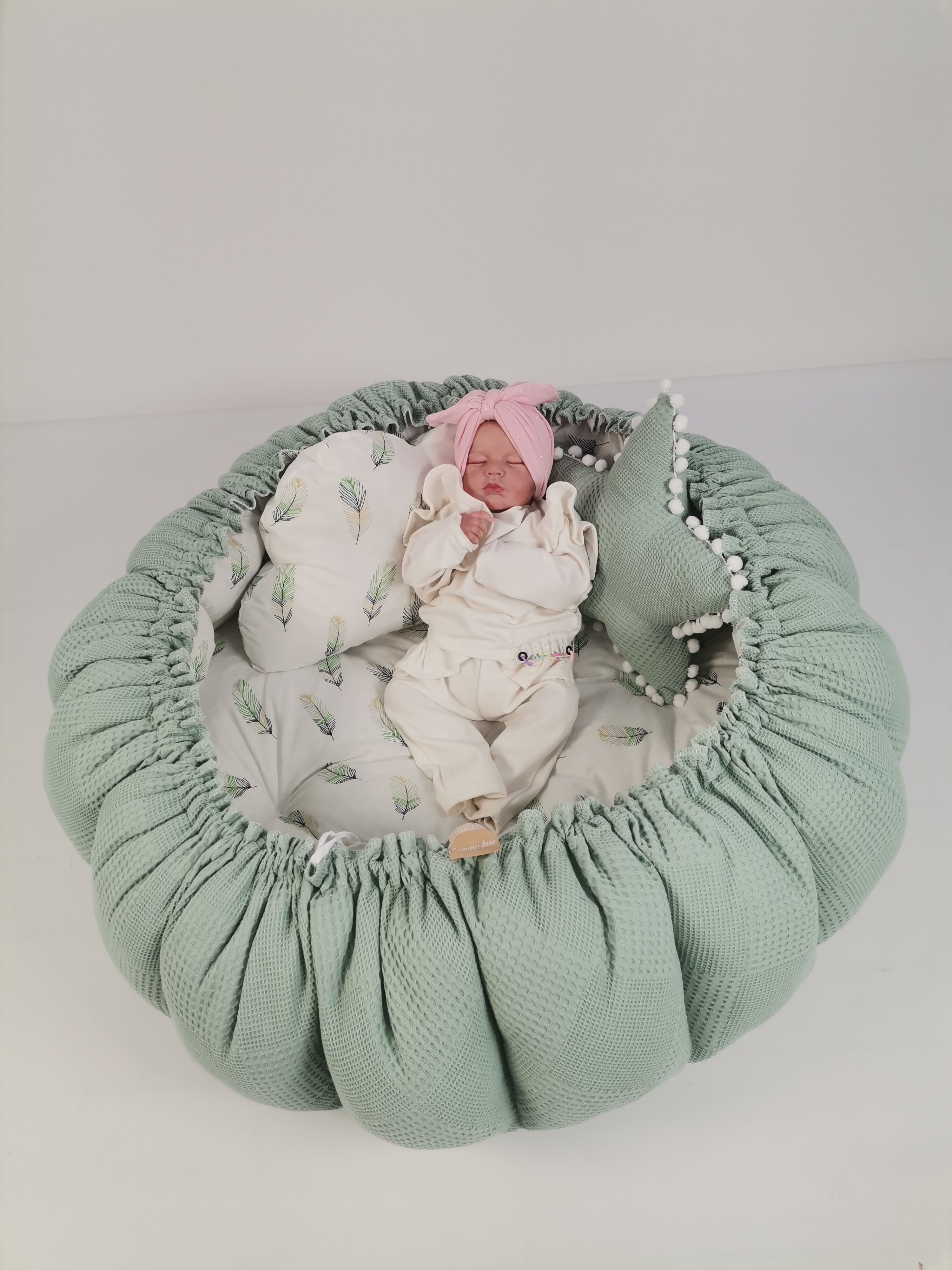 Yuvarlak babynest yeşil waffle pike - yeşil tüylü poplin