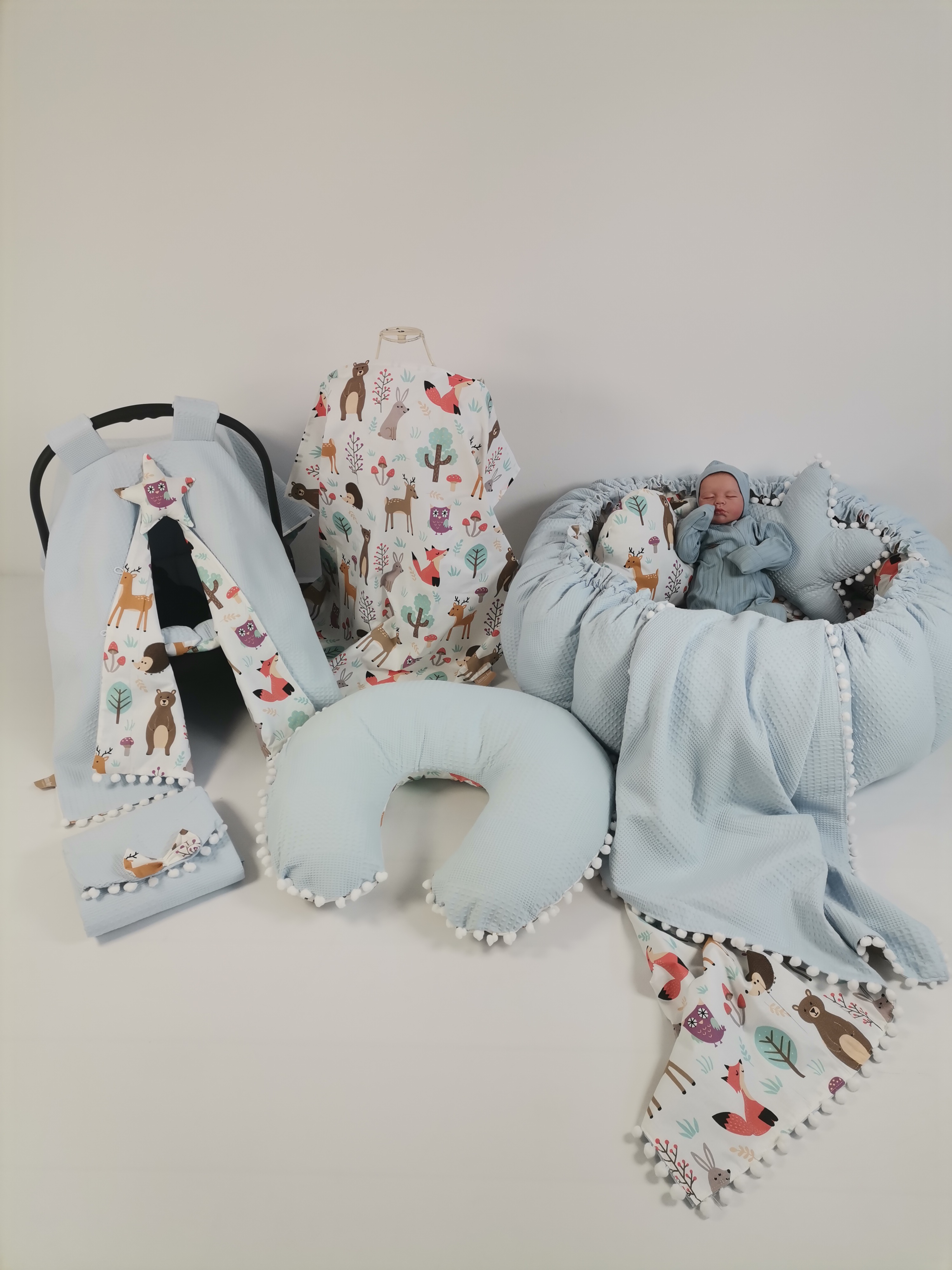 Yuvarlak babynestli 9 'lu set mavi waffle pike - hayvan figürlü poplin