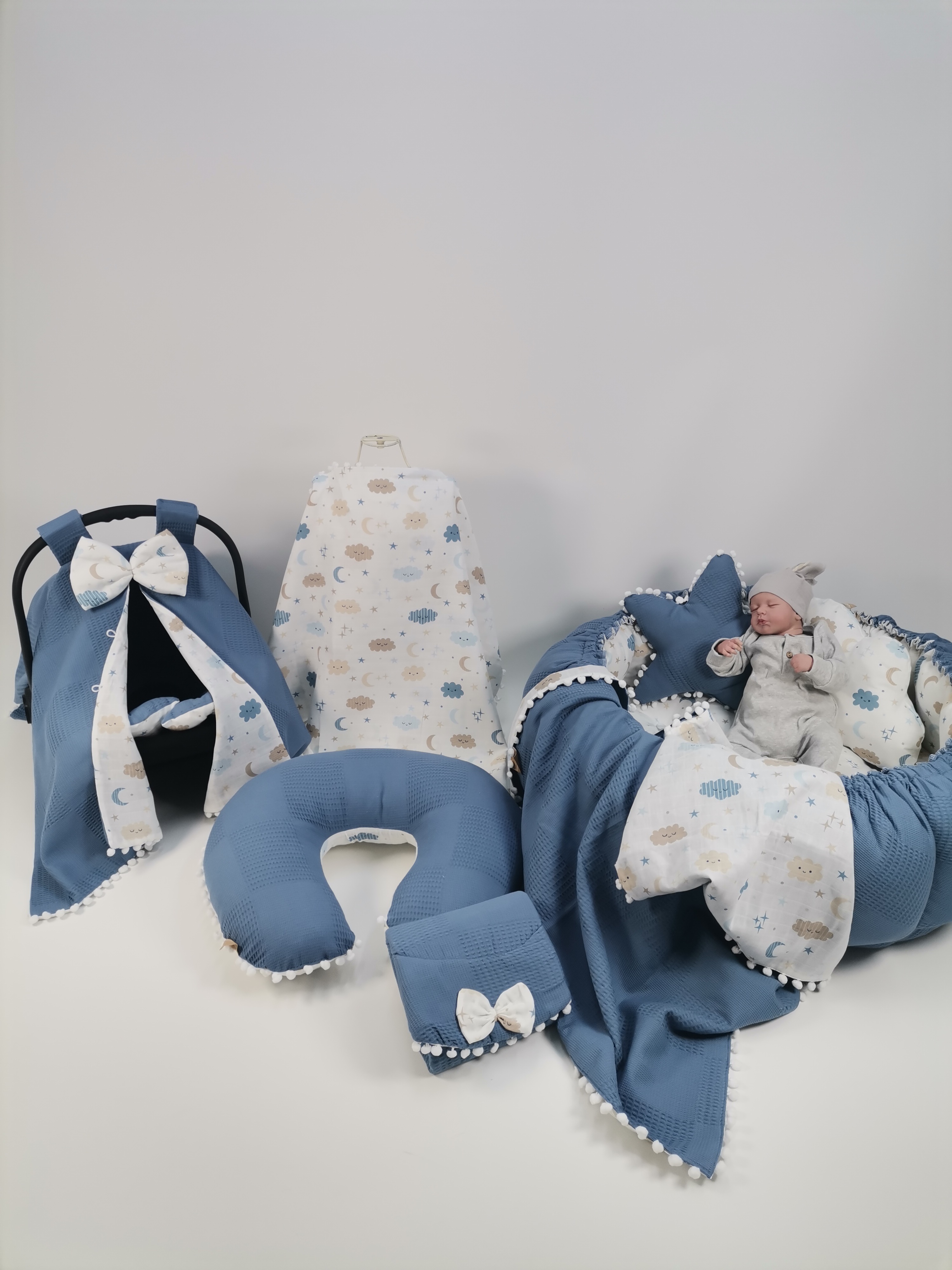 Yuvarlak babynestli 9'lu set indigo mavi waffle pike - mavi aylı bulutlu müslin