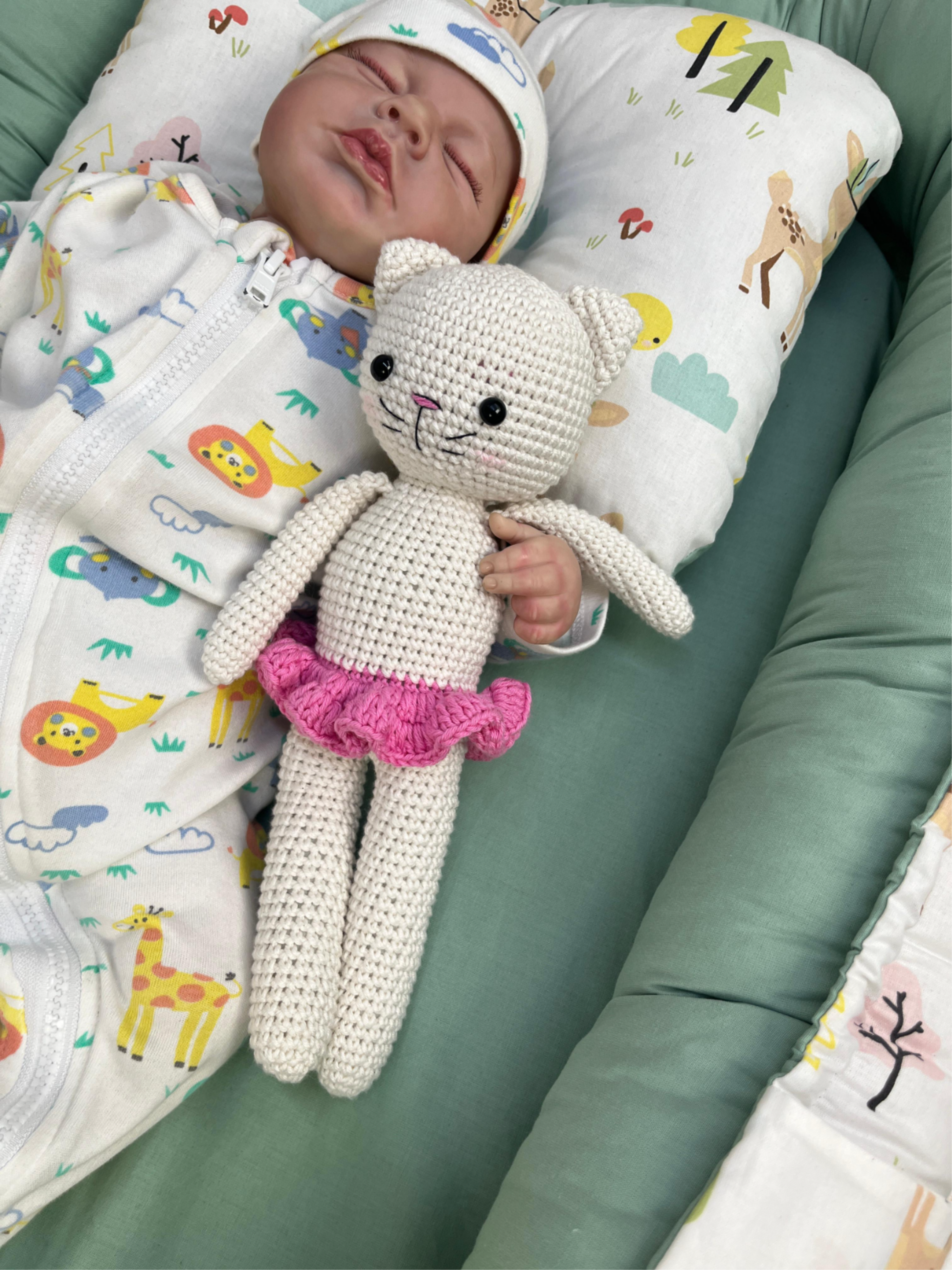 Amigurumi sevimli kedicik