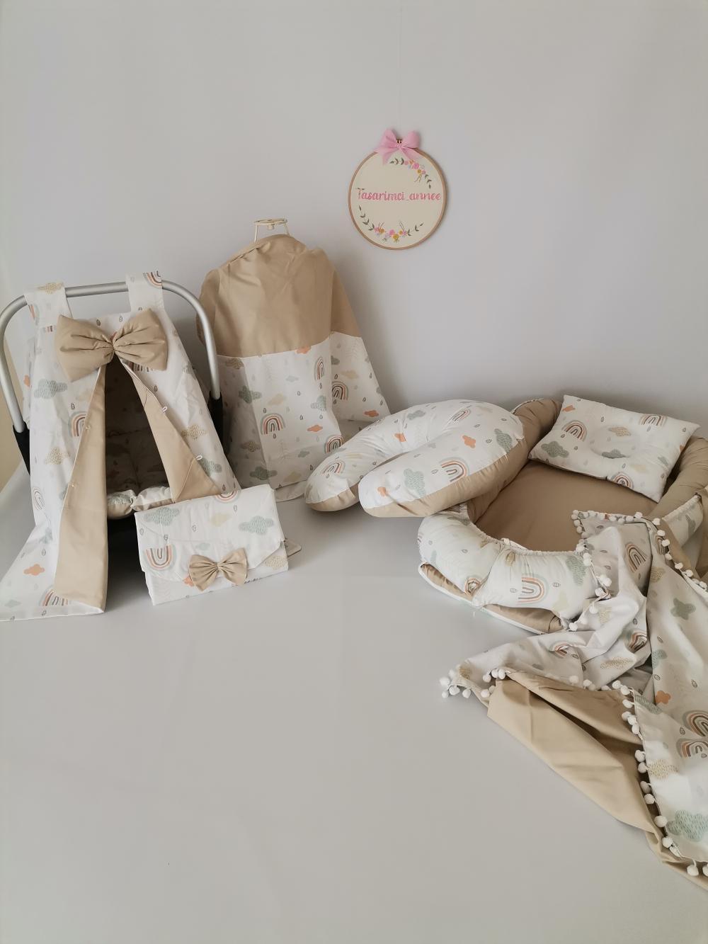 Babynest 8'li set gökkuşaklı poplin - bej poplin