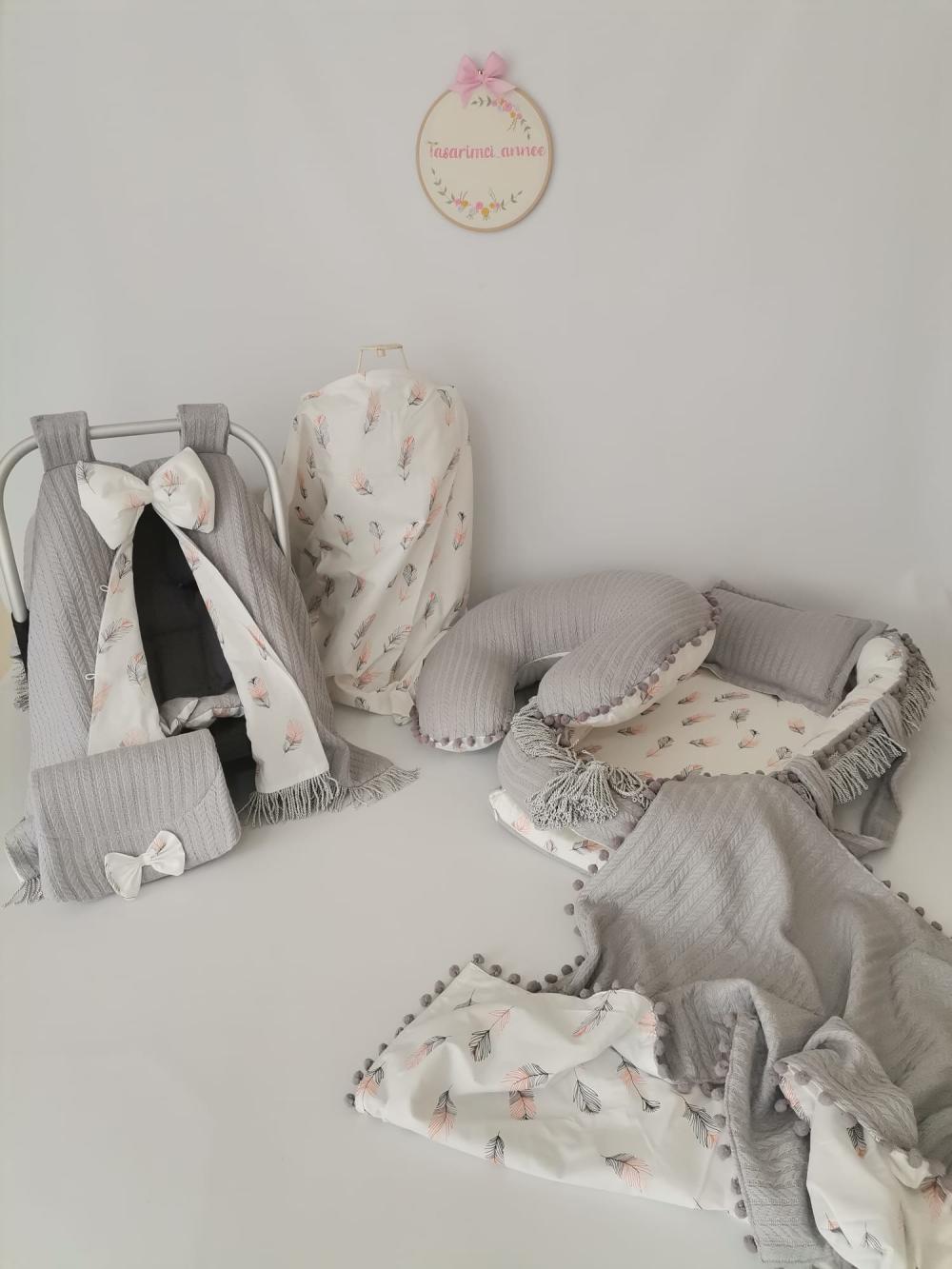 Babynest 8'li set gri örgü pike - pembe tüylü poplin