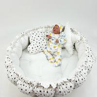 Yuvarlak babynest 9'lu set beyaz waffle pike - beyaz üstü siyah yıldızlı poplin